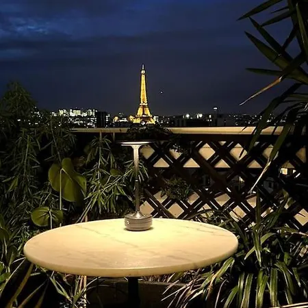 Parisian Flat Eiffel Tower View Daire Paris